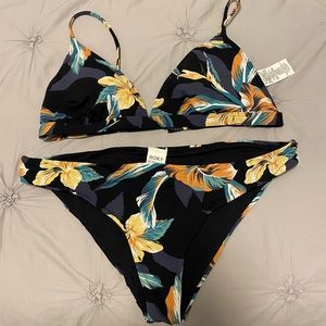 Roxy Black Floral print Bikini